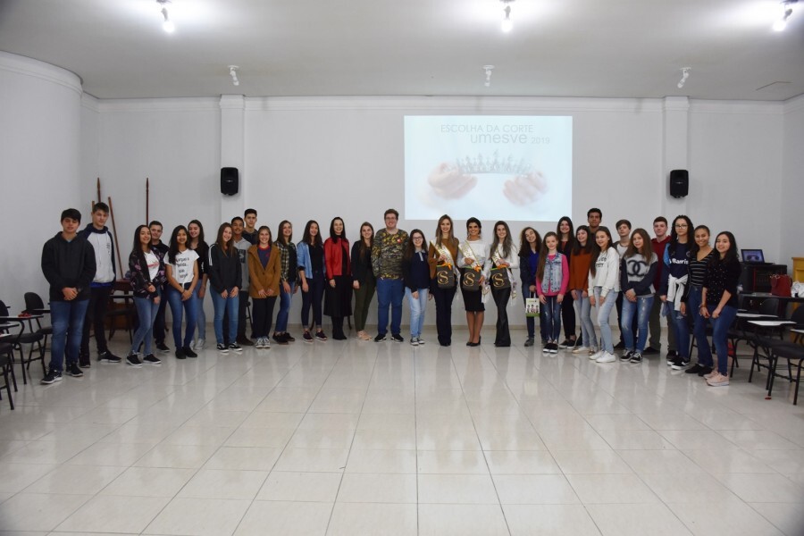 candidatos-a-corte-da-umesve-participam-de-preparacao-com-soberanas-da-x-femaca