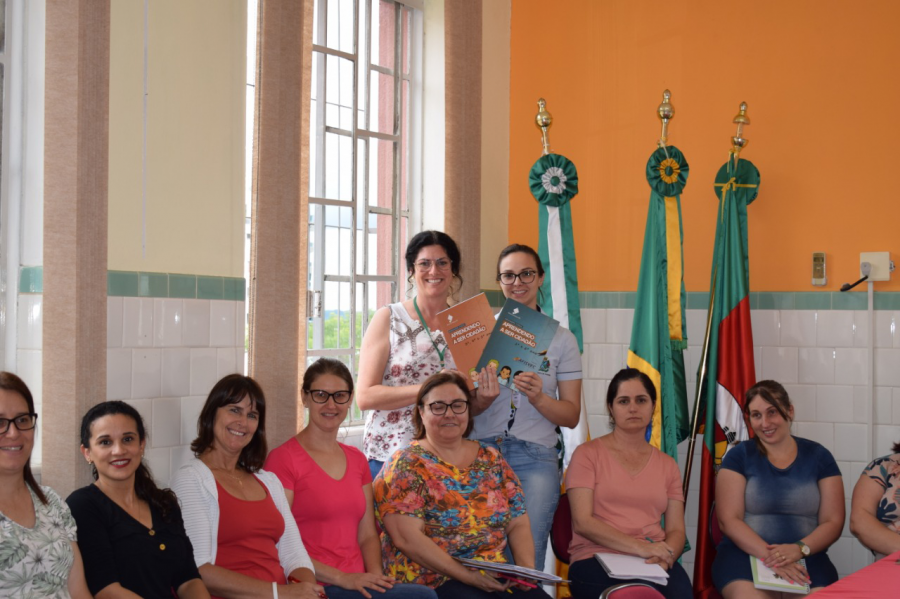 acoes-de-educacao-fiscal-com-as-escolas-municipais
