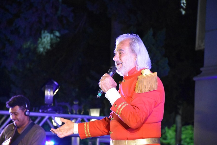 projeto-voz-da-tradicao-lotou-a-praca-de-veranopolis