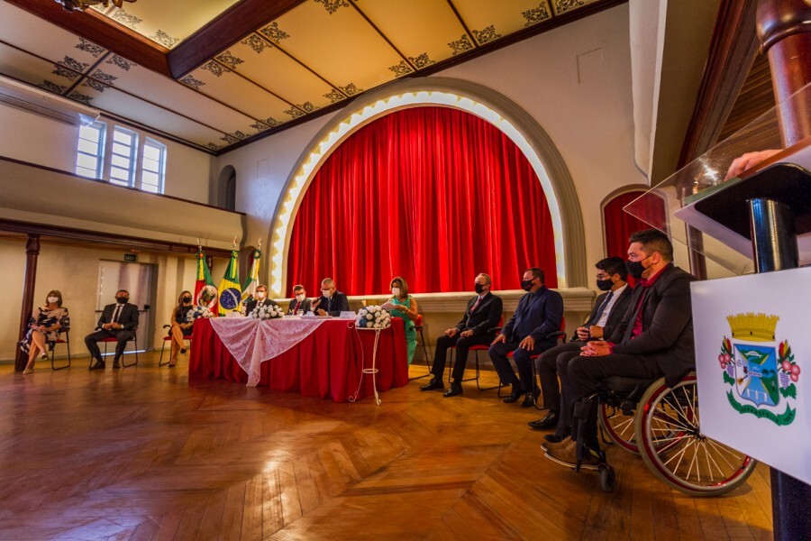 sessao-solene-de-posse-de-vereadores-vice-prefeito-e-prefeito-de-veranopolis