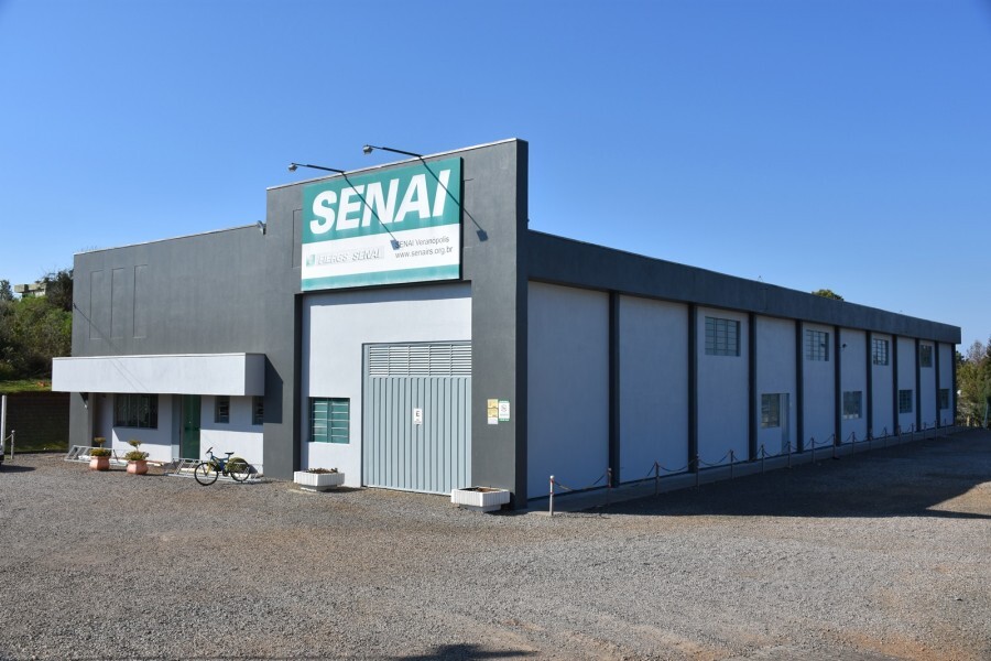 predio-do-senai-recebe-nova-pintura