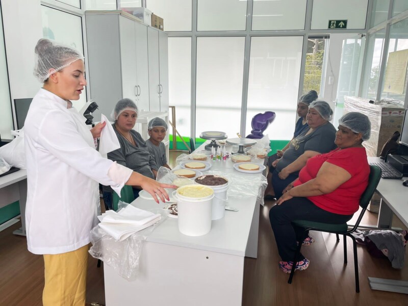 servico-de-protecao-e-atendimento-integral-a-familia-oficina-de-bolos