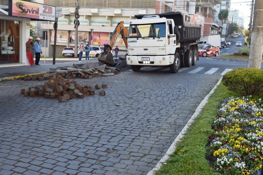 obras-na-julio-comecaram