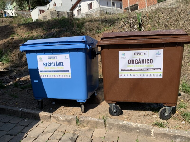 novas-lixeira-sao-instaladas