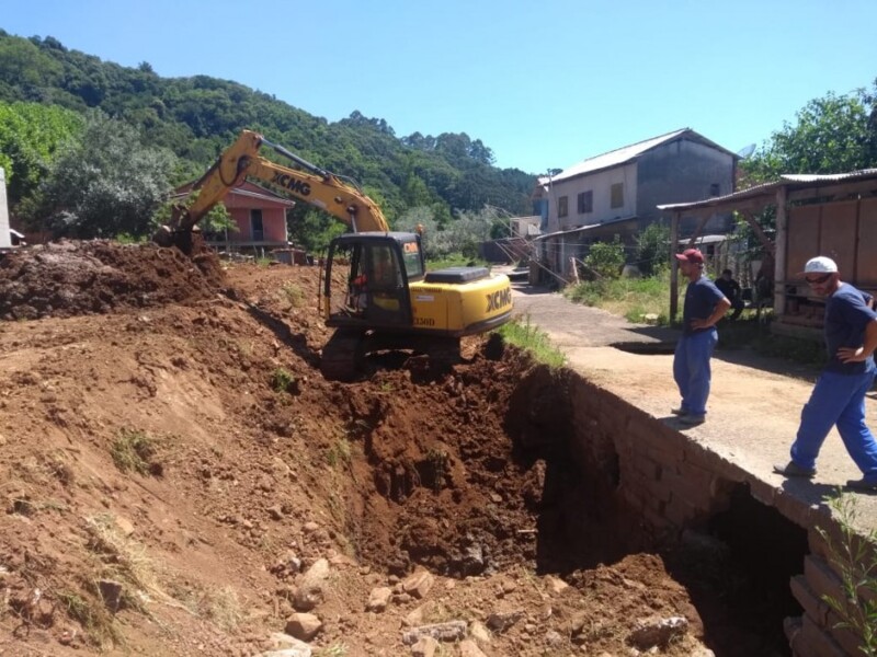 aduelas-no-bairro-santo-antonio-comecam-a-ser-colocadas