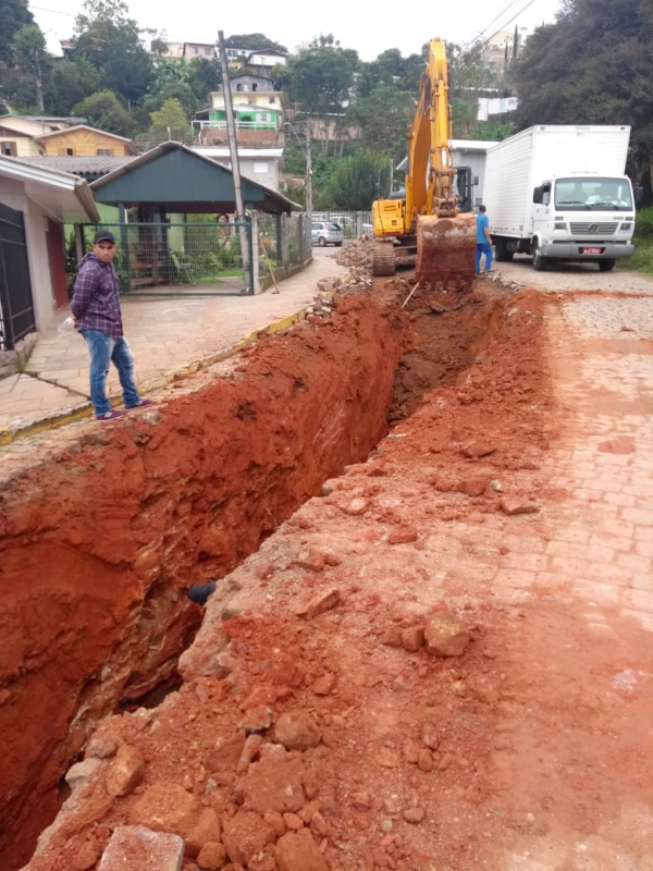continuacao-das-obras-na-nova-rede-de-drenagem