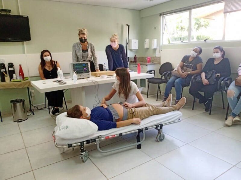 profissionais-passam-por-treinamento-para-realizacao-do-map
