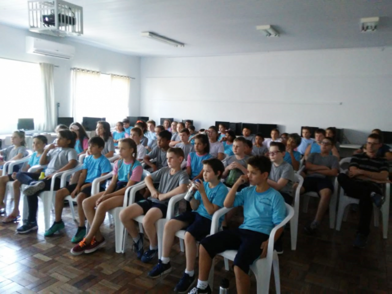 alunos-recebem-acoes-de-conscientizacao-ao-combate-do-mosquito-aedes-aegypt