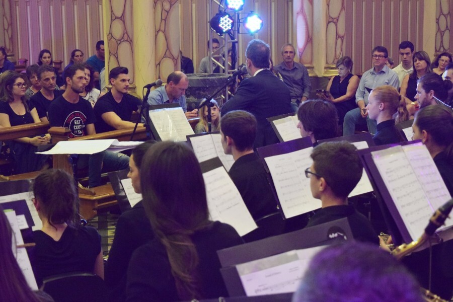 orquestra-de-sopros-encanta-mais-uma-vez