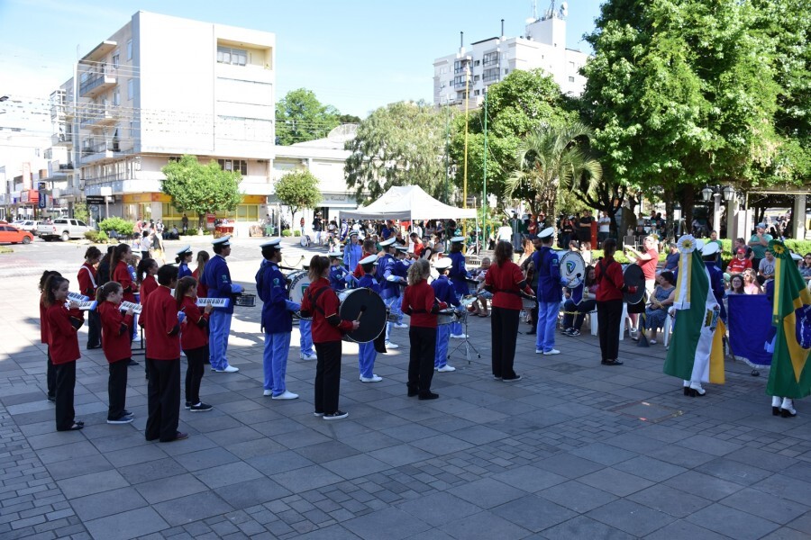1-festival-de-bandas-e-fanfarras