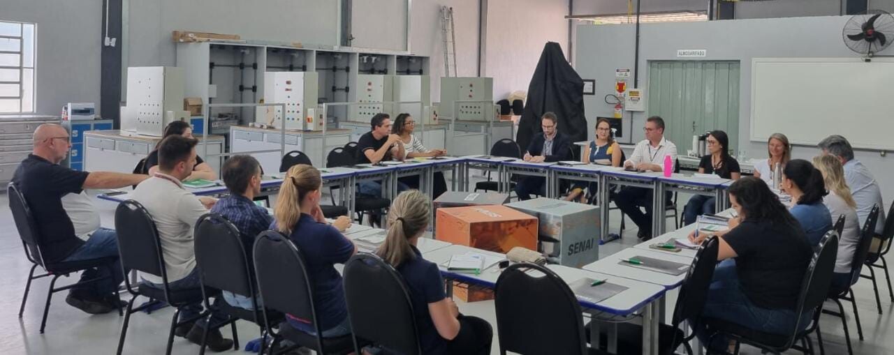 empresas-visitam-o-senai-de-veranopolis