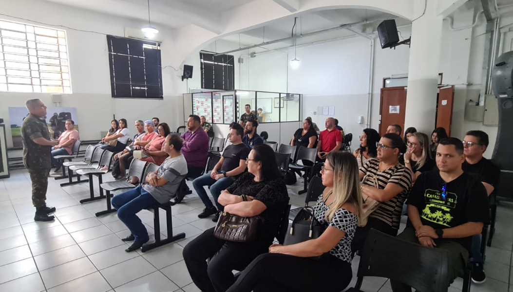 junta-militar-participa-de-encontro