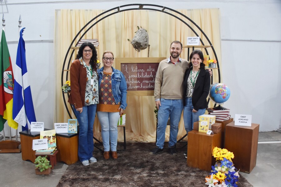 veranopolis-realiza-entrega-de-livros-aos-alunos-da-rede-municipal