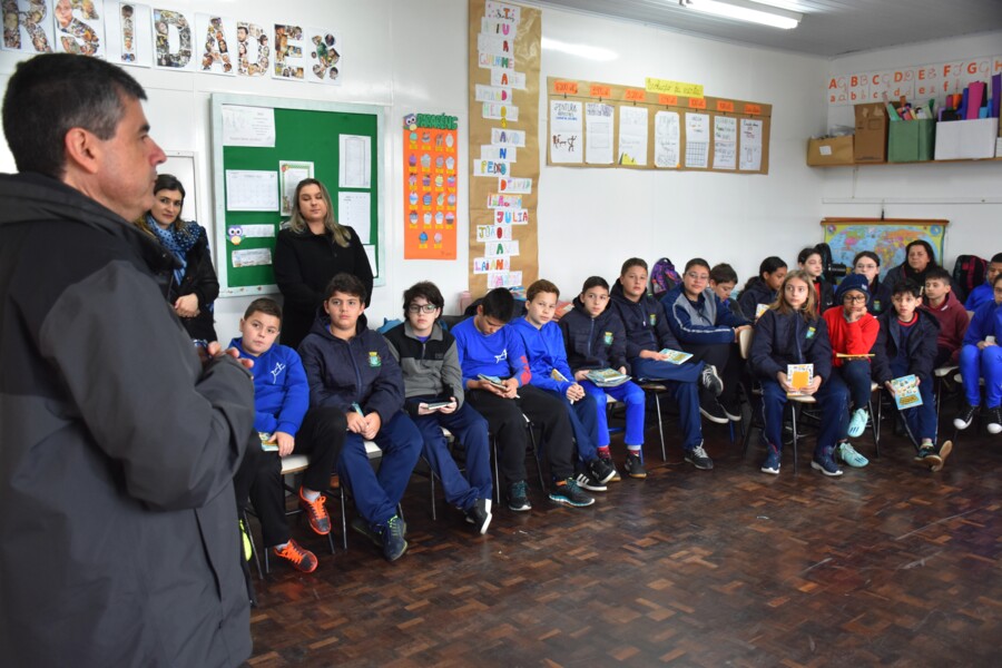 o-ultimo-dia-da-semana-literaria-nas-escolas-do-municipio-de-veranopolis