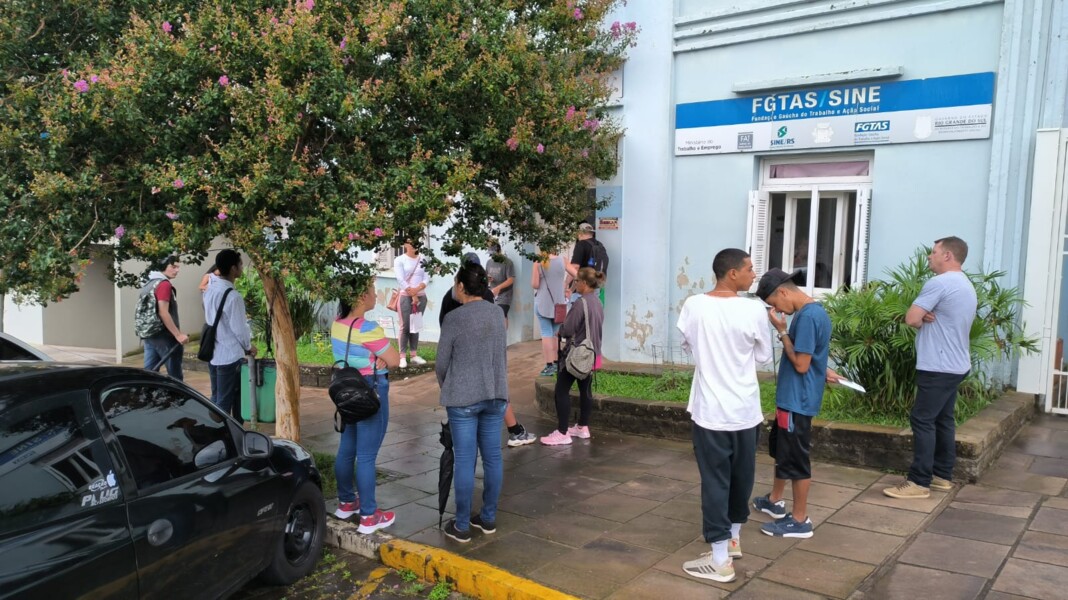 1-semestre-disponibilizou-mais-de-500-vagas-de-emprego