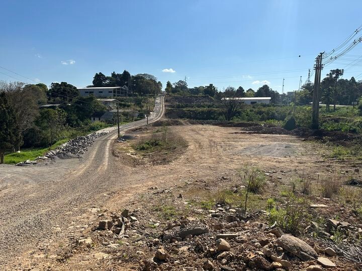 pavimentacao-basaltica-na-estrada-velha-da-vacaria