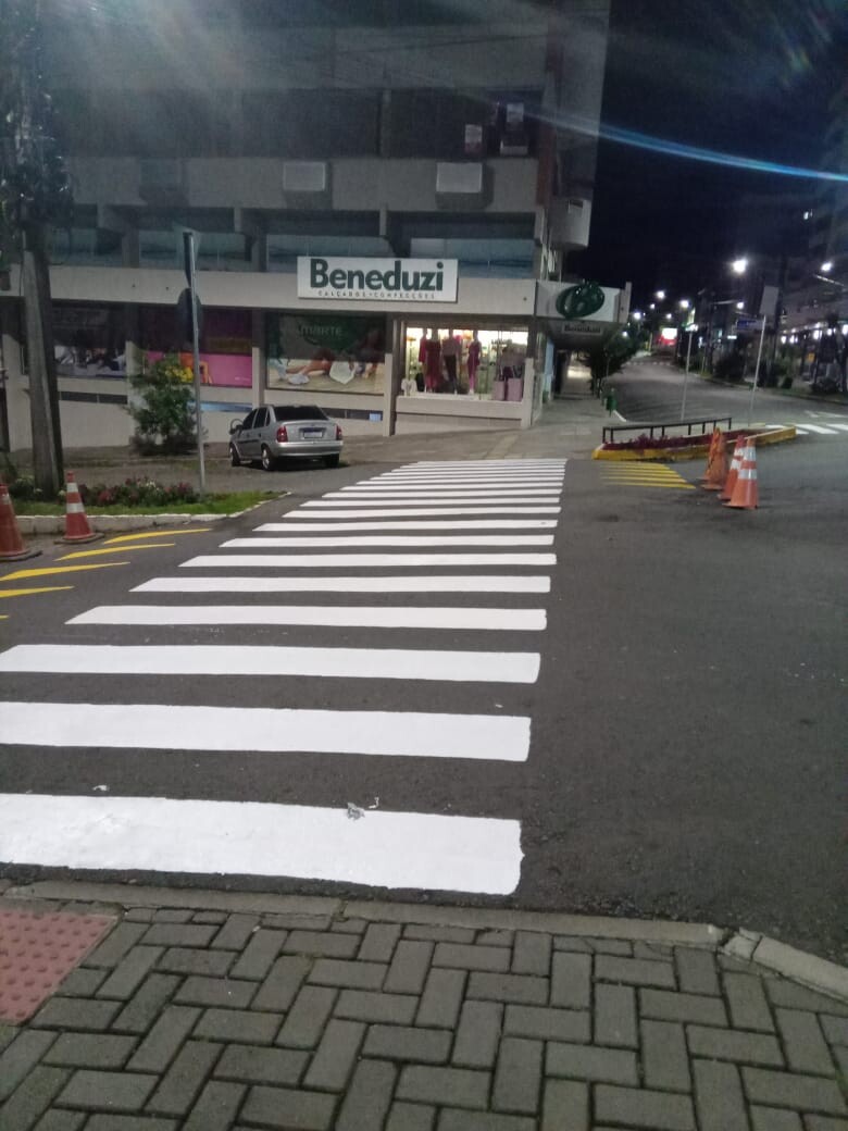 pintura-de-faixas-de-seguranca