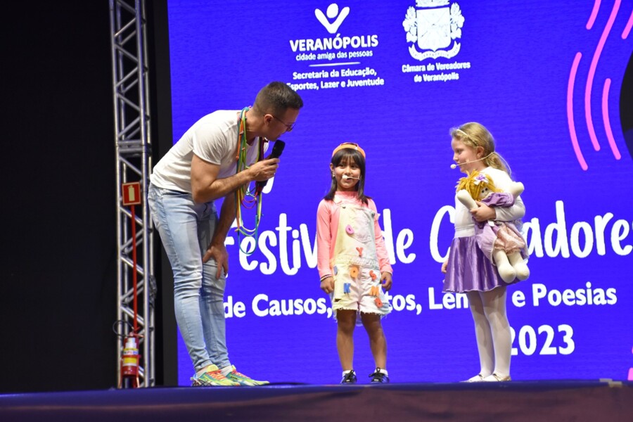festival-de-contadores-desperta-o-talento-dos-estudantes-veranenses