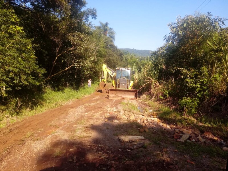 obras-estao-intensas-para-liberacao-de-estradas