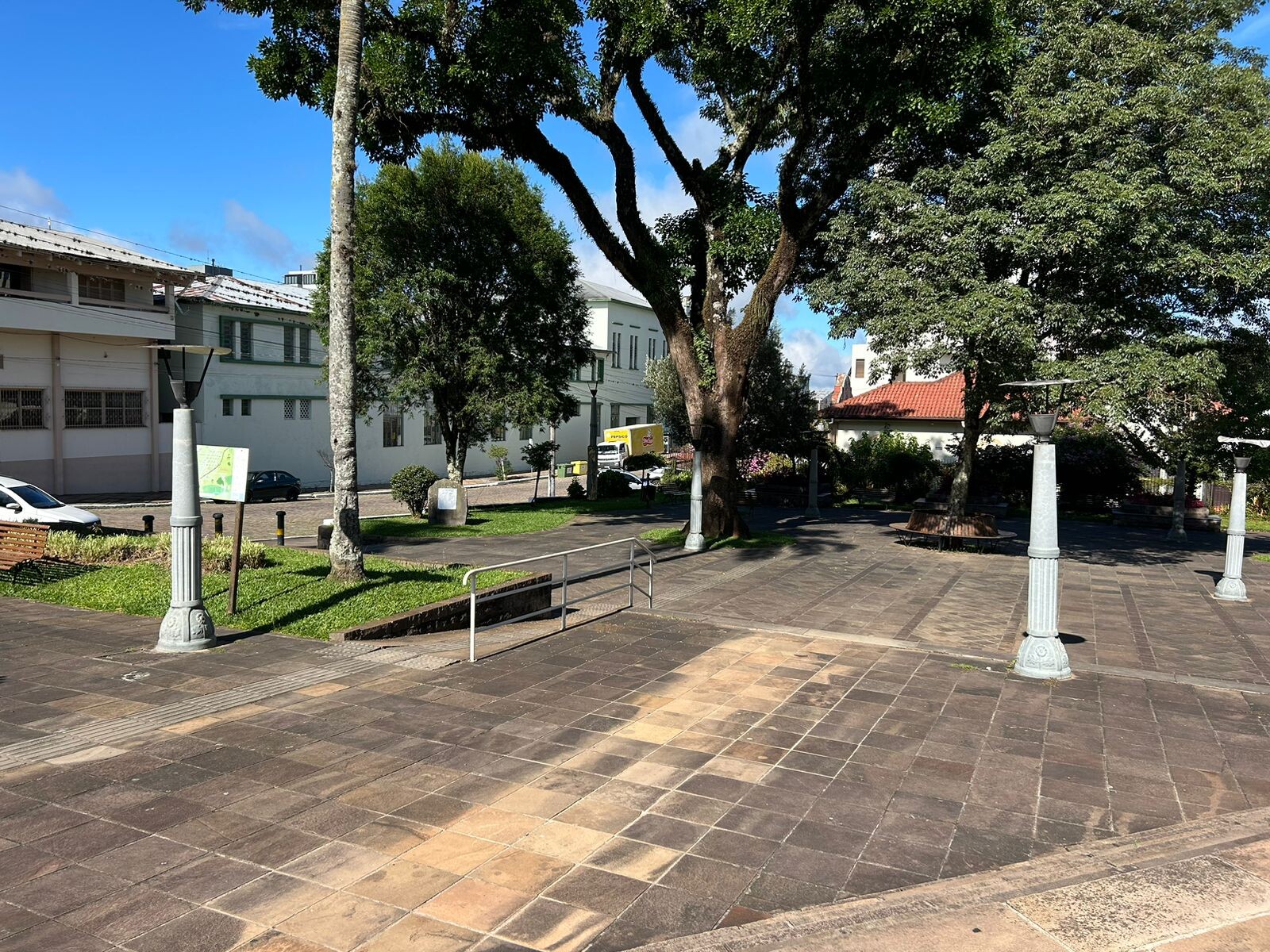 Praça 04.jpg