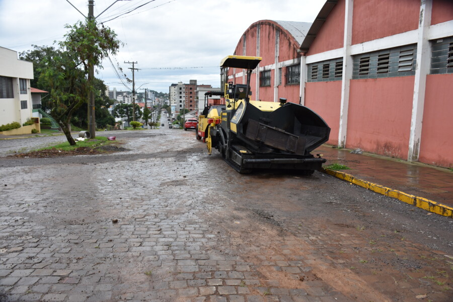 obras-nas-ruas-asterio-de-melo-e-flores-da-cunha