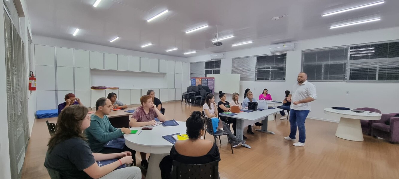 iniciou-o-curso-de-tecnica-de-vendas-e-controle-de-caixa
