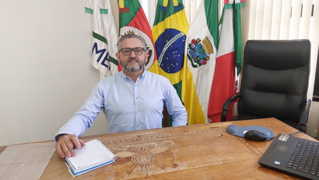 luis-carlos-comiotto-assume-como-prefeito-de-veranopolis