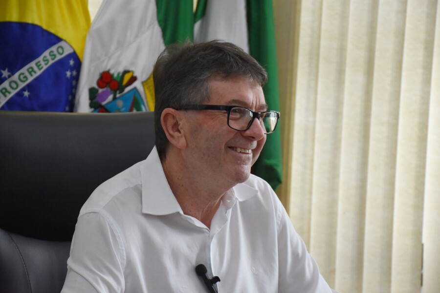 prefeito-waldemar-de-carli-retorna-como-chefe-do-executivo