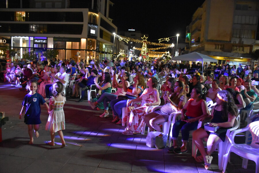 show-da-banda-rosas