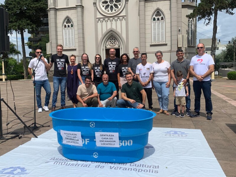 comitiva-da-prefeitura-esteve-presente-no-8-sorteio-do-natal-premiado-aciv