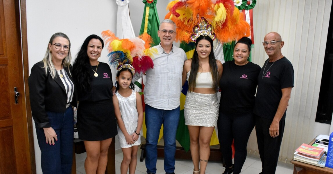 verafest-folia-2025-veranopolis-ja-tem-suas-rainhas-do-carnaval