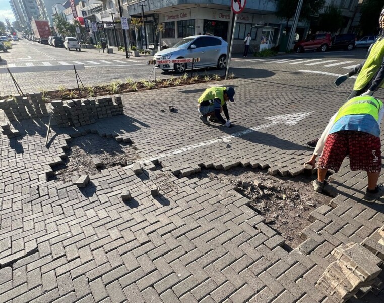 obras-de-recuperacao-na-avenida-julio-de-castilhos-sao-iniciadas