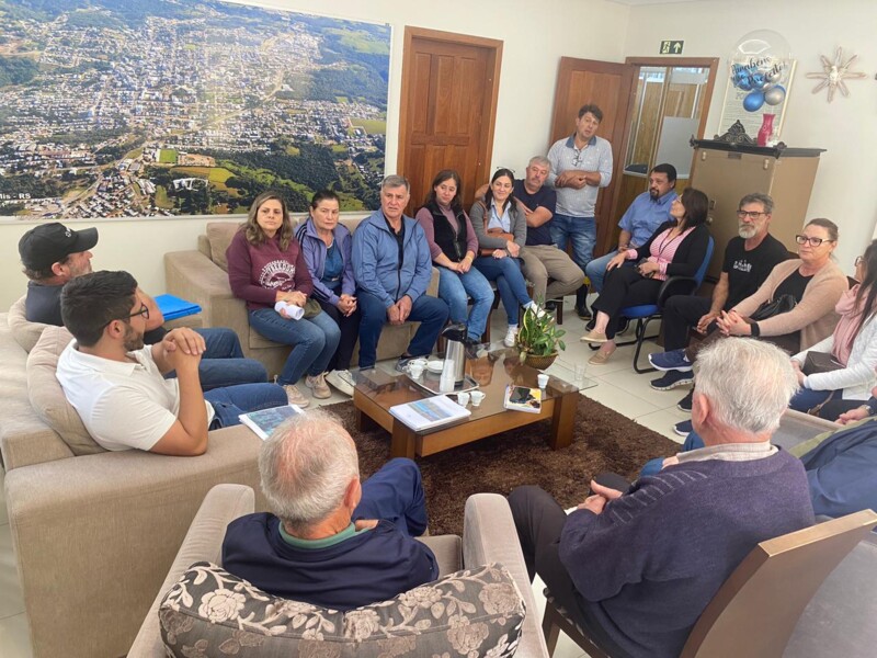 reuniao-com-moradores-da-comunidade-da-saude-trata-sobre-pavimentacao-da-estrada-geral