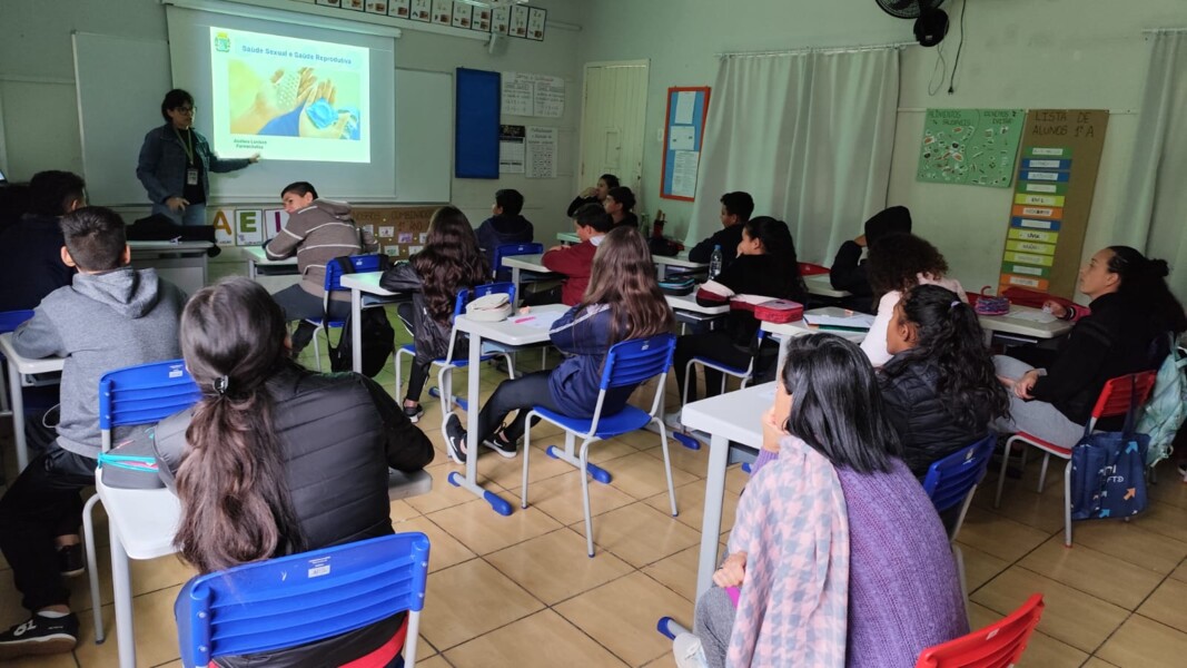 cras-leva-orientacao-e-escuta-para-adolescentes-em-fase-de-descobertas