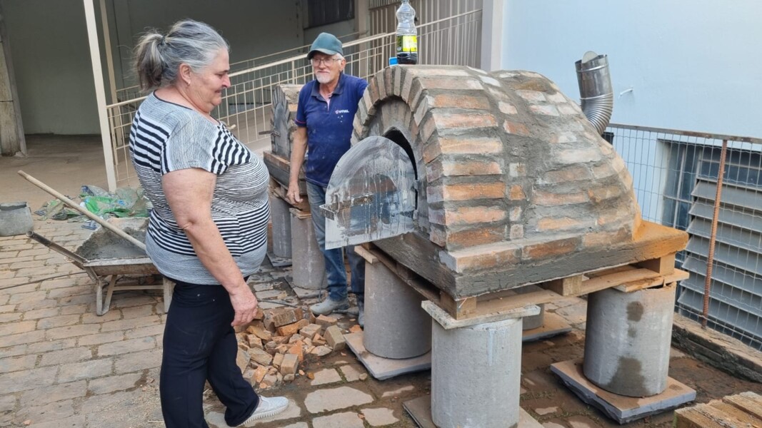 estrutura-para-a-la-cucagna-comeca-a-ser-montada