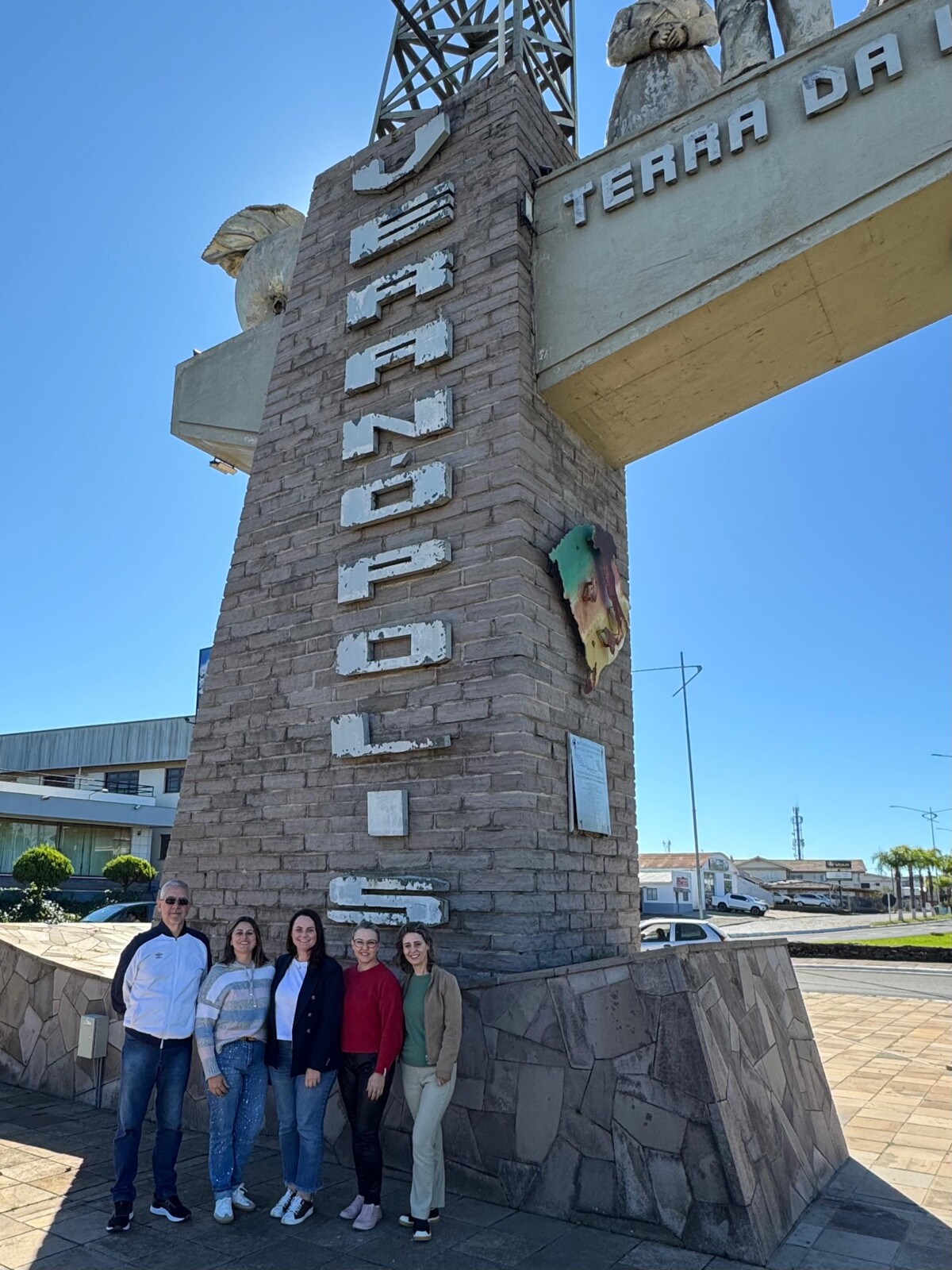iniciado-projeto-que-preve-restauro-do-portal-monumento-e-dos-arcos-de-acesso-a-veranopolis