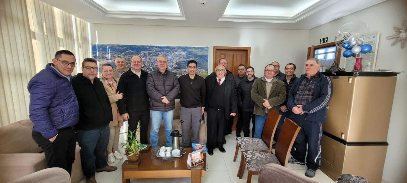 prefeito-recebe-pastores-e-representantes-das-igrejas-evangelicas