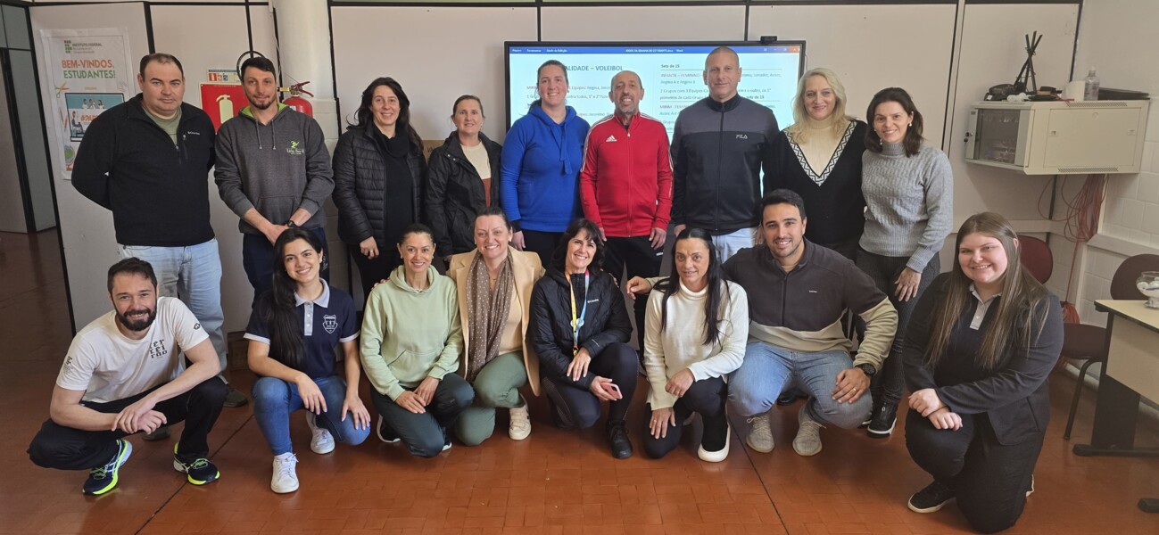 reuniao-na-smec-define-programacao-da-semana-do-estudante-2025-em-veranopolis