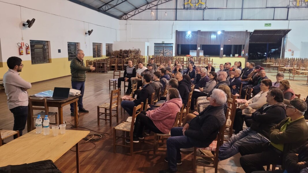 reuniao-na-comunidade-nossa-senhora-da-saude-apresenta-projeto-de-asfaltamento