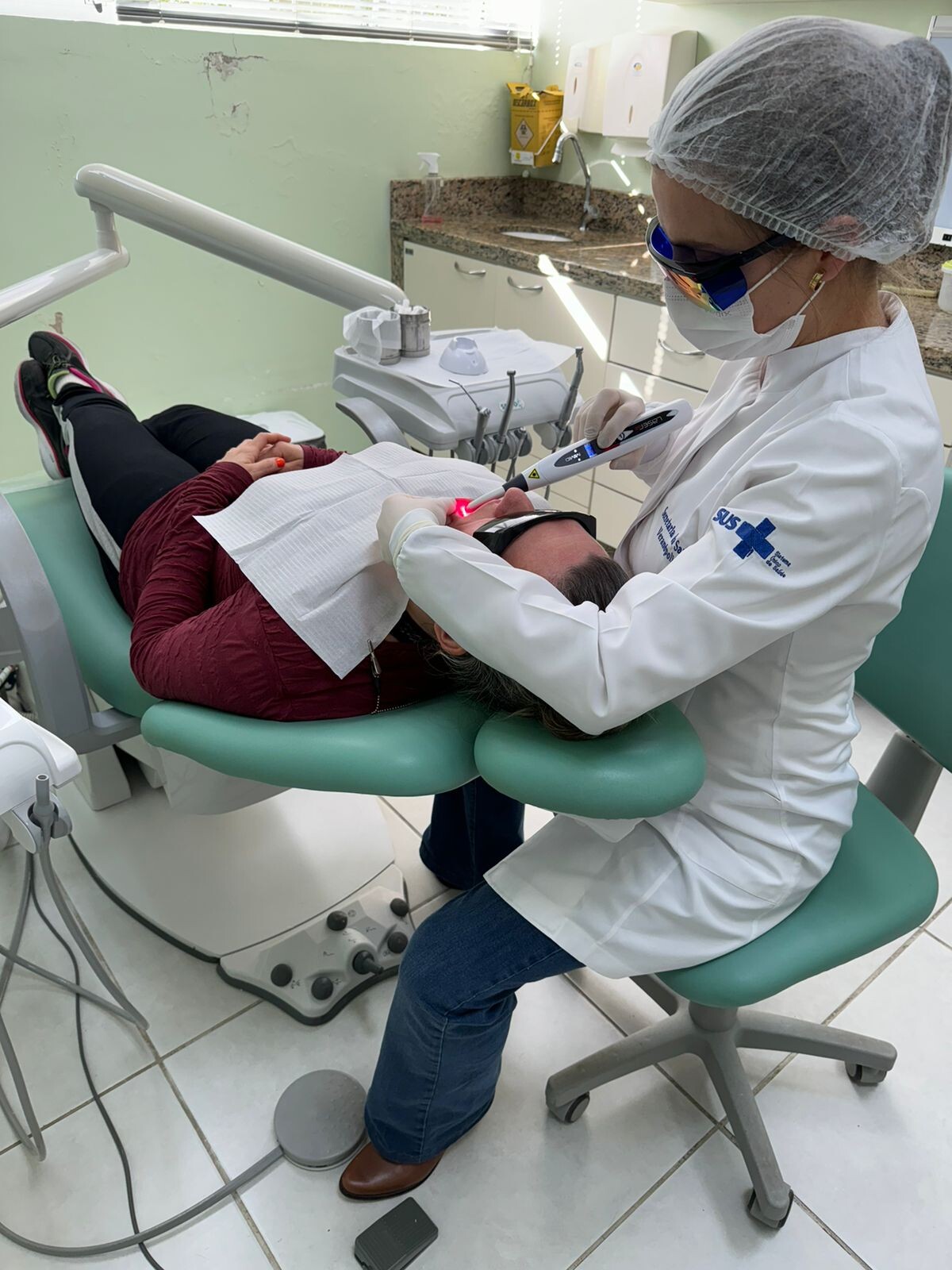 unidades-de-saude-de-veranopolis-passam-a-contar-com-laser-odontologico-para-atendimento-a-populacao