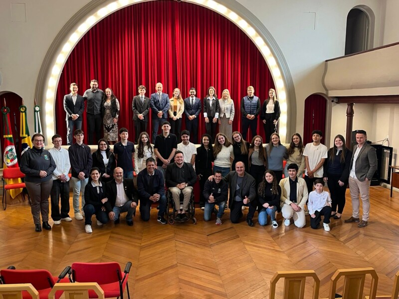 estudantes-da-administracao-do-municipio-nessa-quinta