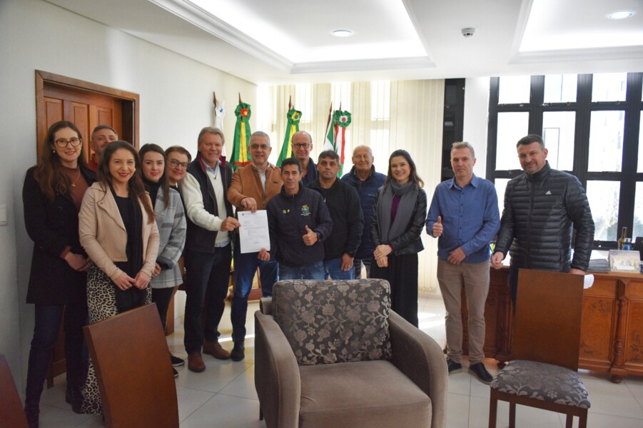 dal-pai-recebe-deputado-afonso-hamm-e-confirma-recursos-para-a-saude