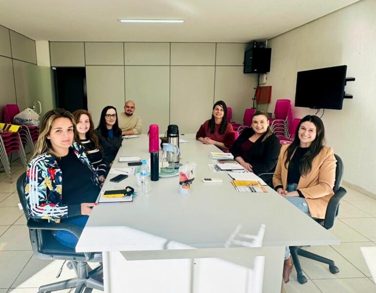 creas-de-veranopolis-fortalece-parcerias-no-combate-a-violencia-contra-a-mulher
