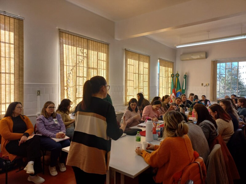 veranopolis-investe-na-formacao-continuada-dos-professores