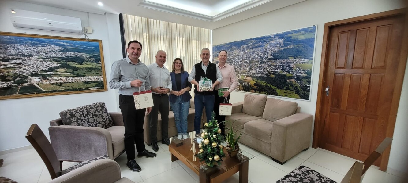 veranopolis-recebe-visita-de-representantes-do-sicredi