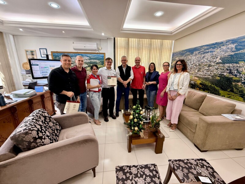 veranopolis-recebe-visita-para-divulgacao-dos-editais-culturais-do-estado