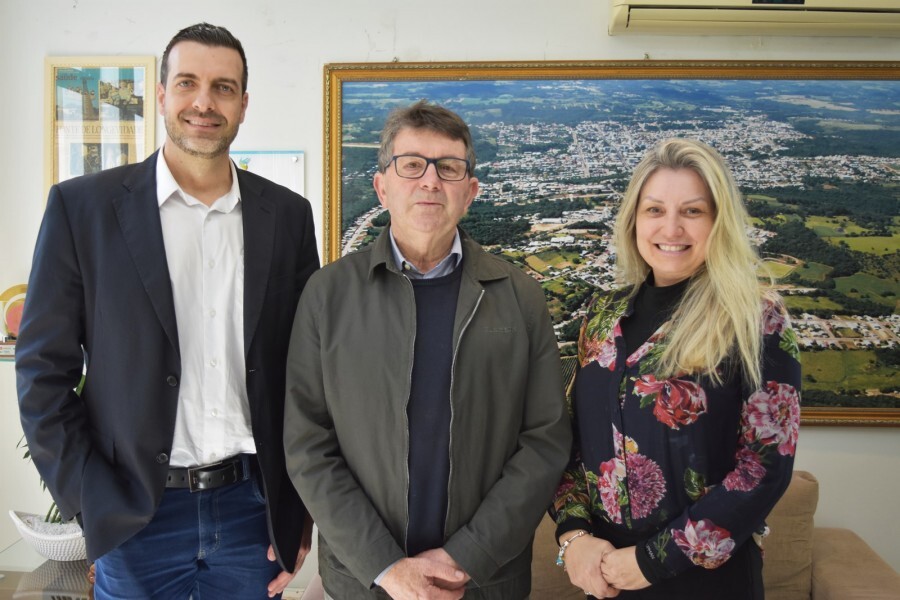 novo-gerente-do-banco-do-brasil-visita-prefeito