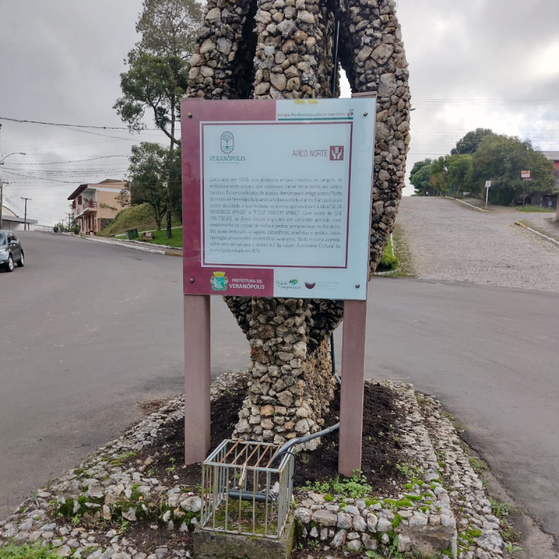 novos-paineis-turisticos-sao-instalados-em-veranopolis