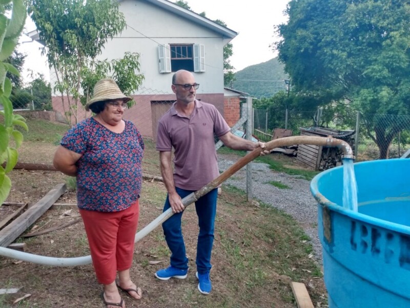 falta-de-agua-afeta-familias-veranenses