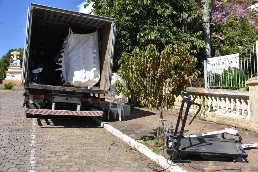 mais-de-2-mil-quilos-de-residuos-eletronicos-sao-recolhidos-em-veranopolis